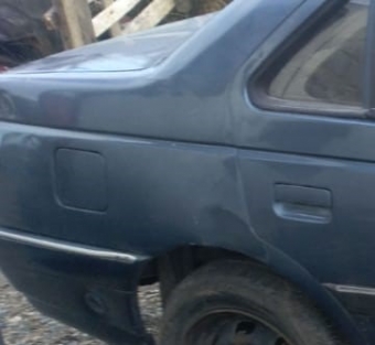 1994 model peugeot 405 gr 1.6 çıkma sağ arka çamurluk