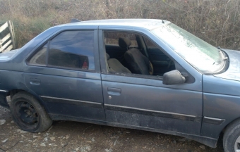 1994 model peugeot 405 gr 1.6 çıkma sağ takım dolu kapı