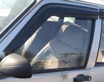 1996 2001 model fiat uno 70 ie çıkma sol ön kapı camı.