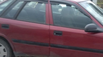 1996 model daewoo espero 2.0 otomatik çıkma sağ takım dolu kapı.