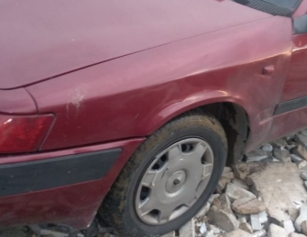1996 model daewoo espero 2.0 otomatik çıkma sol ön çamurluk.