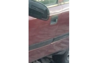 1996 model daewoo espero 2.0 otomatik çıkma sol ön kapı kolu.