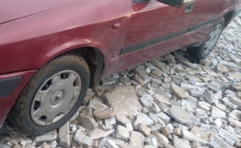 1996 model daewoo espero 2.0 otomatik çıkma sol takım jant lastik.