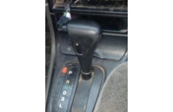 1996 model daewoo espero 2.0 otomatik çıkma vites topuzu.