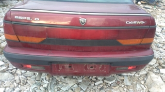 1996 model daewoo espero 2.0 otomatik kesme arka kasa.