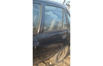1996 model daewoo racer 1.5 çıkma sol arka kapı