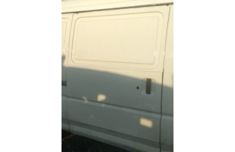 1996 model mitsubishi l300 çıkma sağ sürgülü kapı