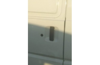 1996 model mitsubishi l300 çıkma sağ sürgülü kapı kolu