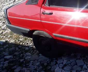 1996 model renault r12 toros 1.4 5 ileri şanzıman çıkma sağ arka çamurluk.