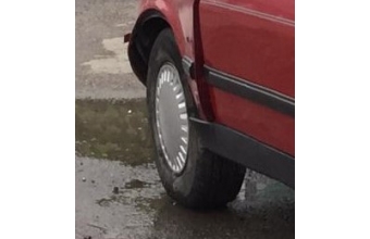 1996 model renault r12 toros 1.4 5 ileri şanzıman çıkma sol ön jant lastik.