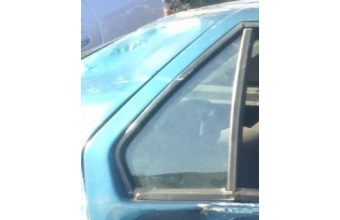 1996 model renault r19 europa 1.6 hb çıkma sağ arka kelebek camı