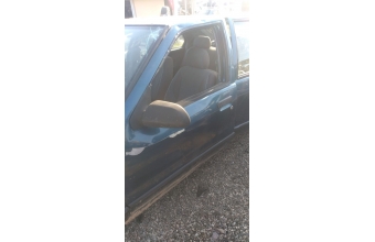 1996 model renault r19 europa 1.6 hb çıkma sol ön dolu kapı