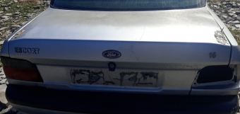 1997 model ford escort 1.6 16v ztec çkma bagaj kapağı