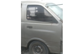 1997 model kia pregio çıkma sağ ön kapı