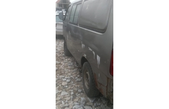 1997 model kia pregio çıkma sol yan panel