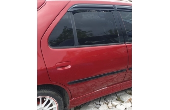 1997 model peugeot 306 1.8 8 valf çıkma sağ arka kapı.