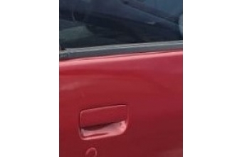 1997 model peugeot 306 1.8 8 valf çıkma sağ ön kapı kolu.