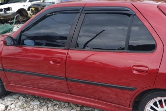 1997 model peugeot 306 1.8 8 valf çıkma sol takım kapı.