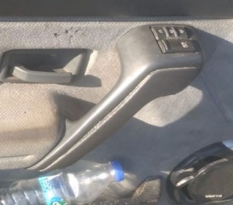 1997 model renault r19 1.4 çıkma sol ön kapı iç kolu