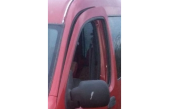 1998 2006 model renault kangoo 1.9 çıkma sol ön kapı camı