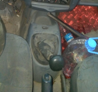 1998 2006 model renault kangoo 1.9 çıkma vites konsolu