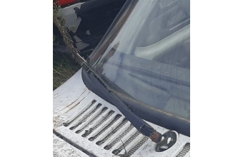 1998 model citroen c15 çıkma ön cam silecek kolu