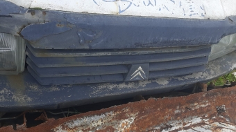 1998 model citroen c15 çıkma ön panjur