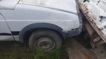 1998 model citroen c15 çıkma sağ ön çamurluk