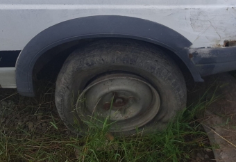 1998 model citroen c15 çıkma sağ ön jant lastik