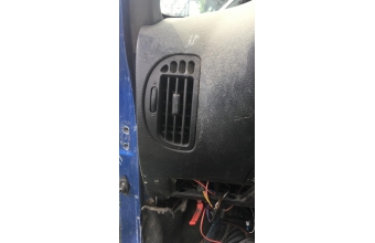 1998 model citroen saxo çıkma sol üfleme ızgarası