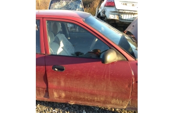 1998 model hyundai accent 1.3 gls çıkma sağ ön kapı