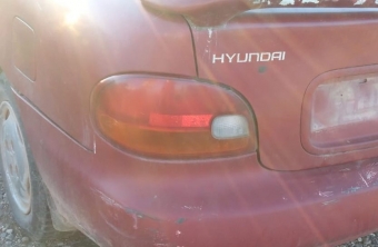 1998 model hyundai accent 1.3 gls çıkma sol stop lambası.