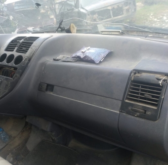 1998 model mercedes benz vito 110 cdi çıkma dolu torpido.