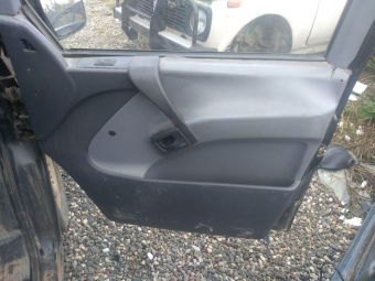1998 model mercedes benz vito 110 cdi sökme sağ ön kapı döşemesi.