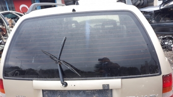 1998 model opel astra f station 1.4 8v çıkma bagaj camı