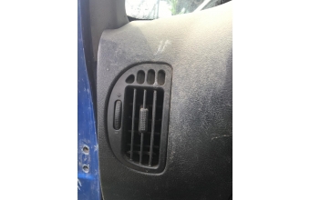 1998 model peugeot 106 çıkma sol üfleme ızgarası