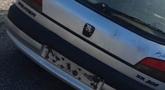 1998 model peugeot 306 1.8 benzinli otomatik çıkma marka model yazısı
