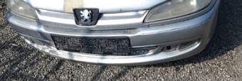 1998 model peugeot 306 1.8 benzinli otomatik çıkma ön tampon