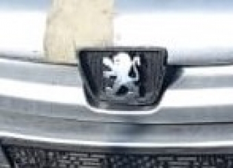 1998 model peugeot 306 1.8 benzinli otomatik çıkma panjur arma