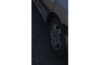 1998 model peugeot 306 1.8 benzinli otomatik çıkma sol arka jant lastik