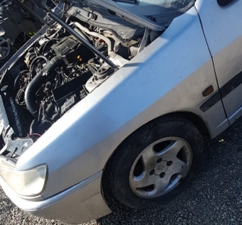 1998 model peugeot 306 1.8 benzinli otomatik çıkma sol ön çamurluk