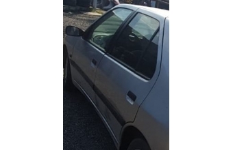 1998 model peugeot 306 1.8 benzinli otomatik çıkma sol takım kapı