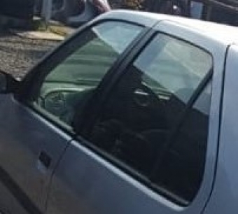 1998 model peugeot 306 1.8 benzinli otomatik çıkma sol takım kapı camı