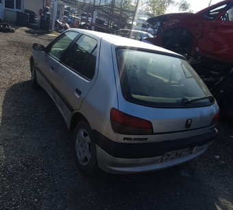 1998 model peugeot 306 1.8 benzinli otomatik kesme kupa