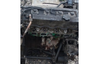 1998 model toyota carina 2.0 çıkma motor blok.