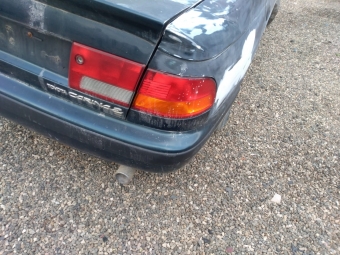 1998 model toyota carina 2.0 çıkma sağ stop lambası.