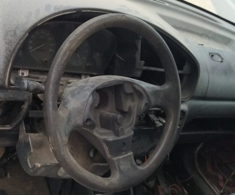 1999 model peugeot partner 1.4 benzinli çıkma direksiyon simidi