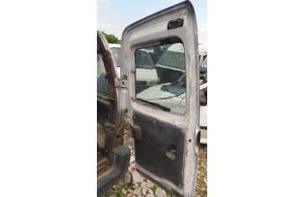 1999 model peugeot partner 1.4 benzinli çıkma dolu sağ bagaj kapağı