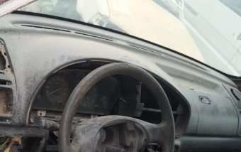 1999 model peugeot partner 1.4 benzinli çıkma gösterge paneli çerçevesi