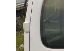 1999 model peugeot partner 1.4 benzinli çıkma sağ bagaj menteşe